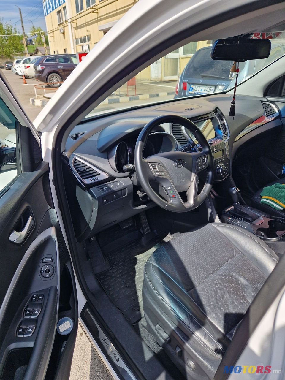 2014' Hyundai Santa Fe photo #4