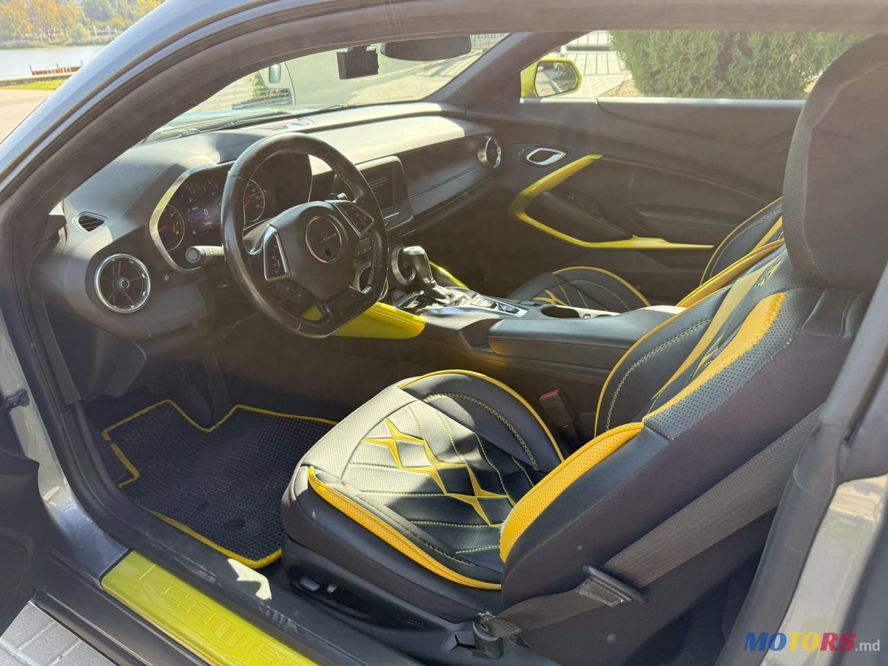 2020' Chevrolet Camaro photo #4