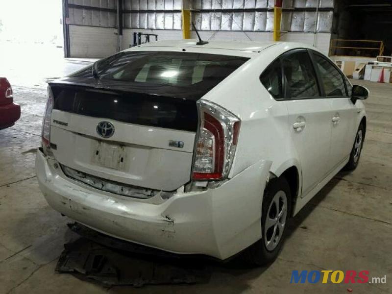 2014' Toyota Prius photo #2
