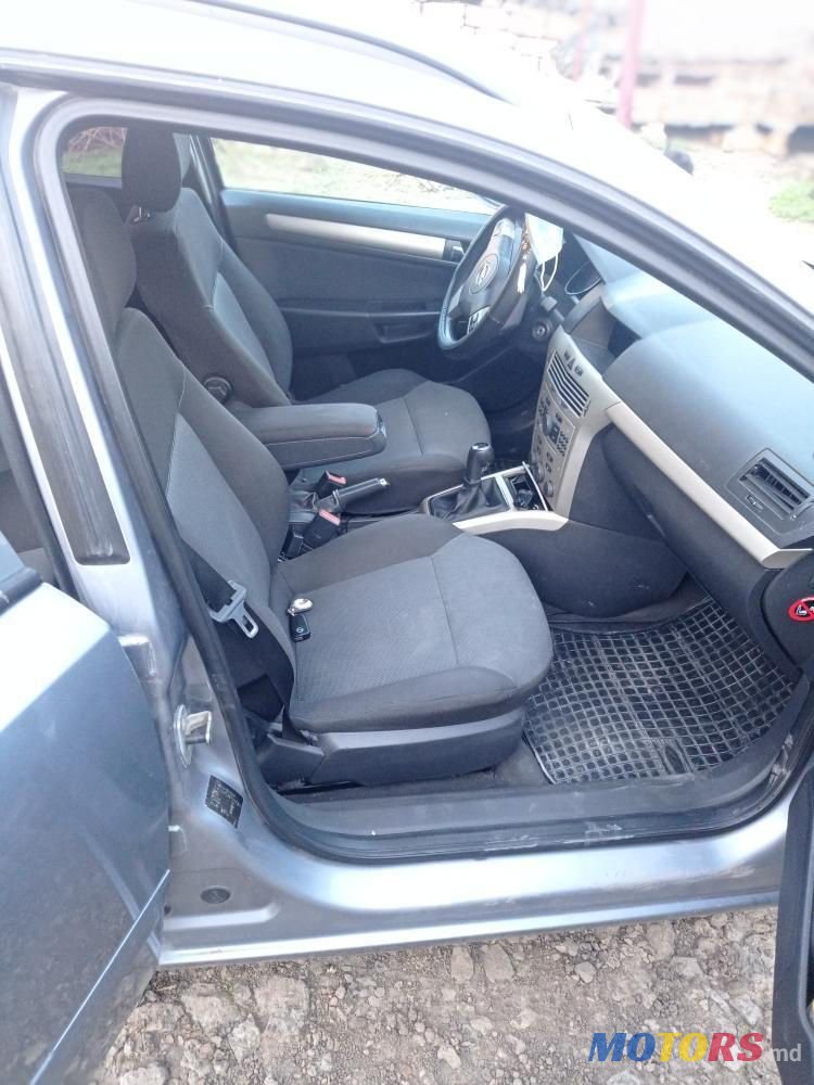 2007' Opel Astra photo #5