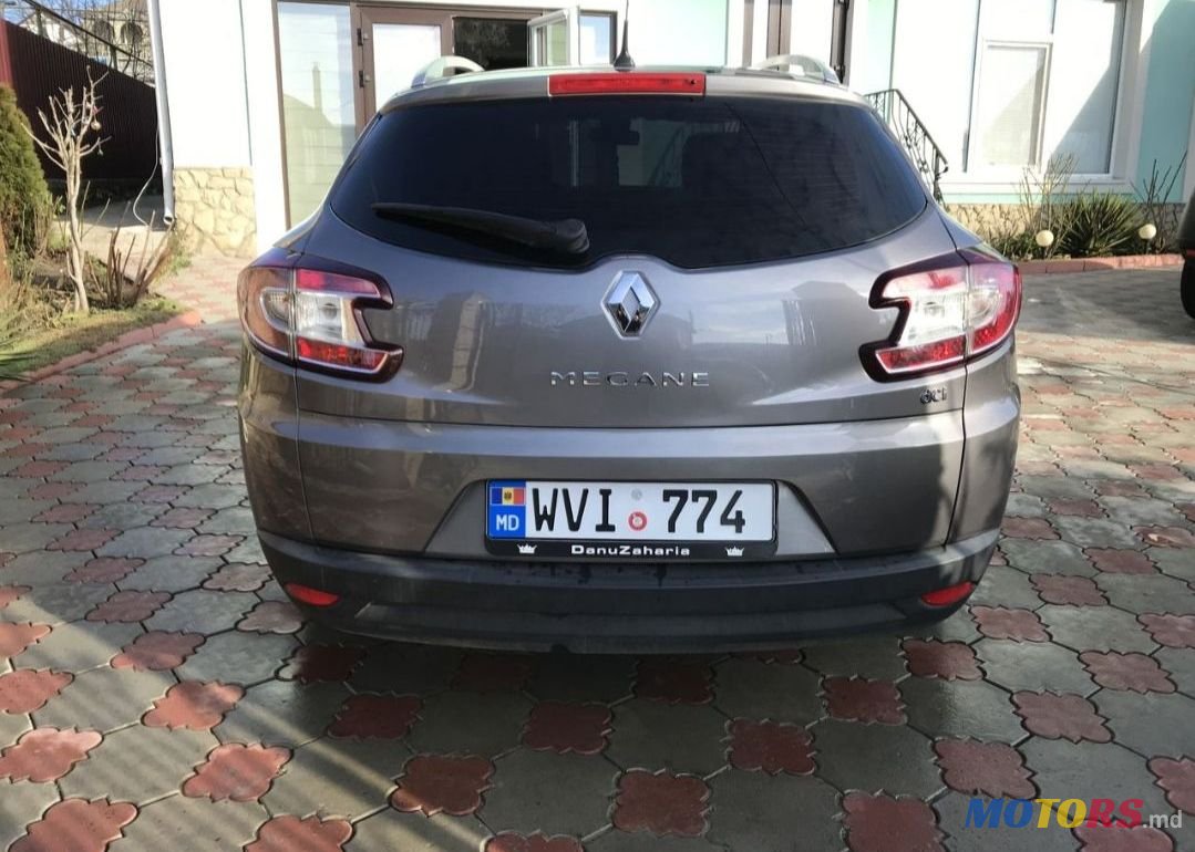 2012' Renault Megane photo #6