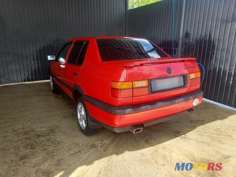 1994' Volkswagen Vento photo #4