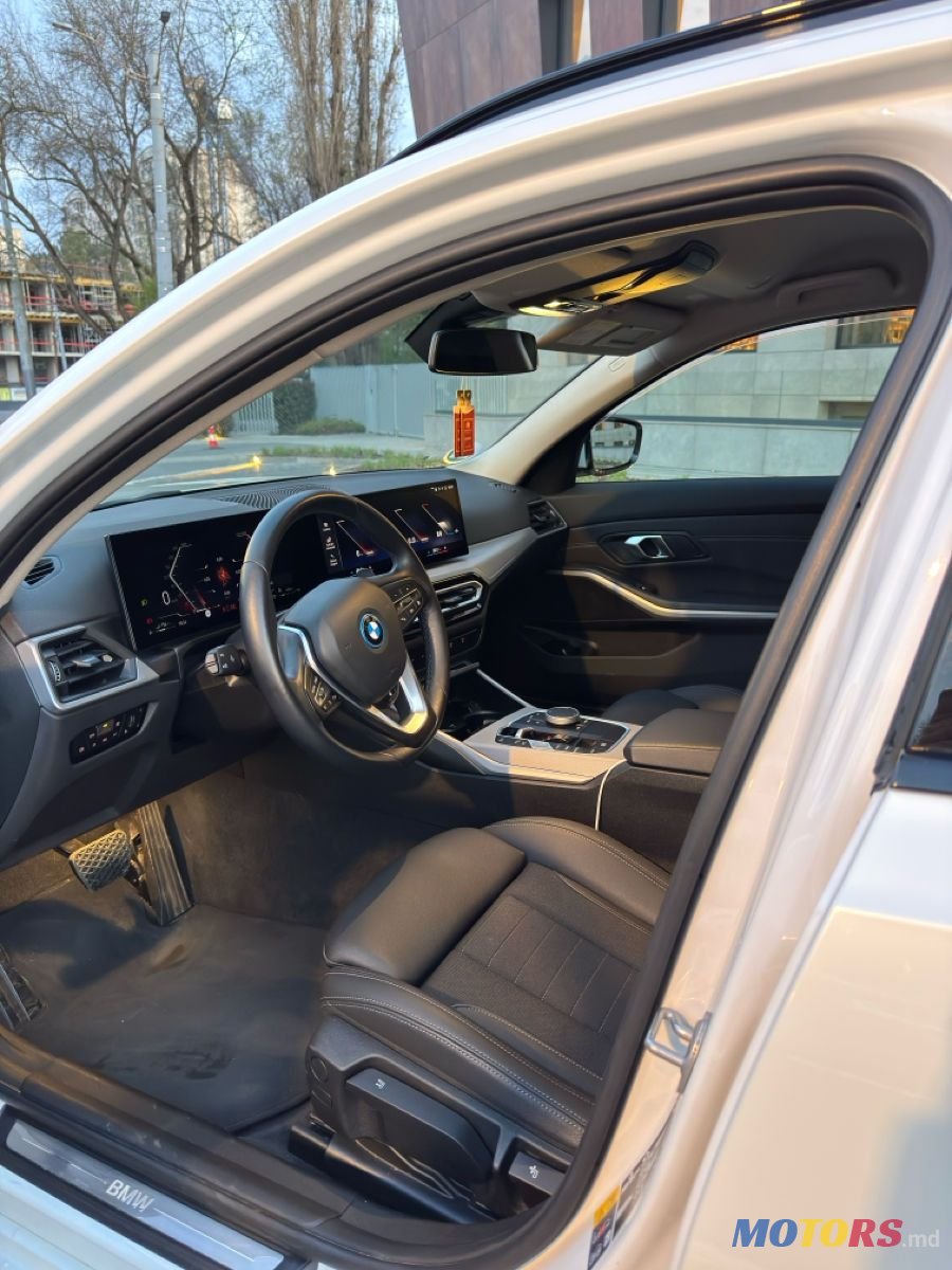 2023' BMW 3 Series photo #5
