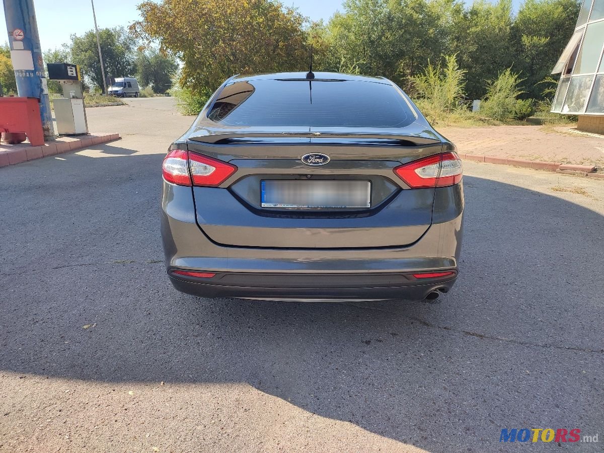 2014' Ford Fusion photo #6