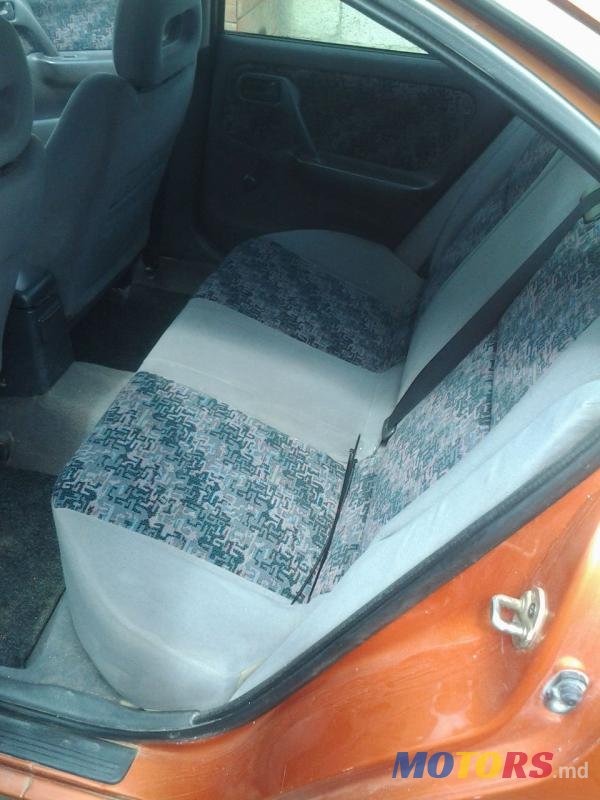 1998' Nissan Primera photo #5