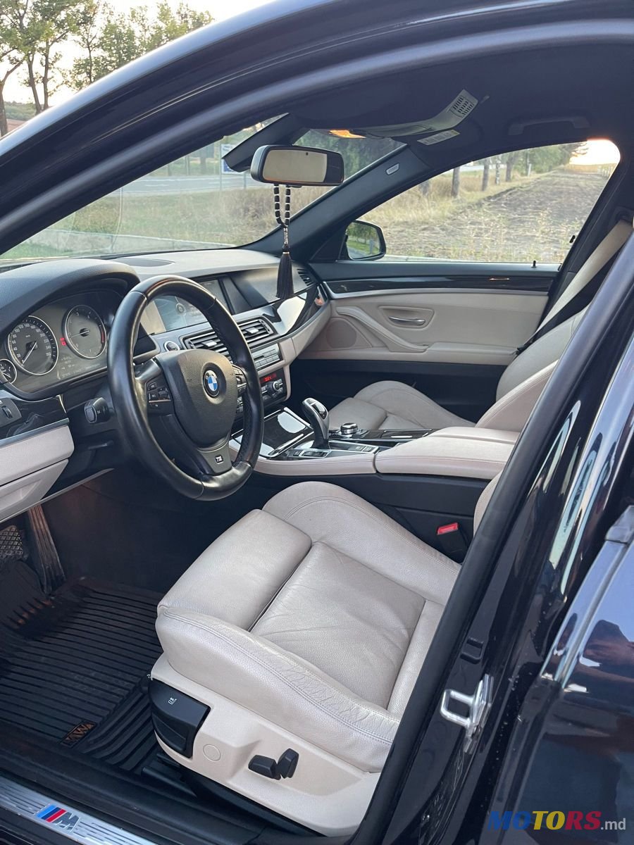 2012' BMW 5 Series photo #6