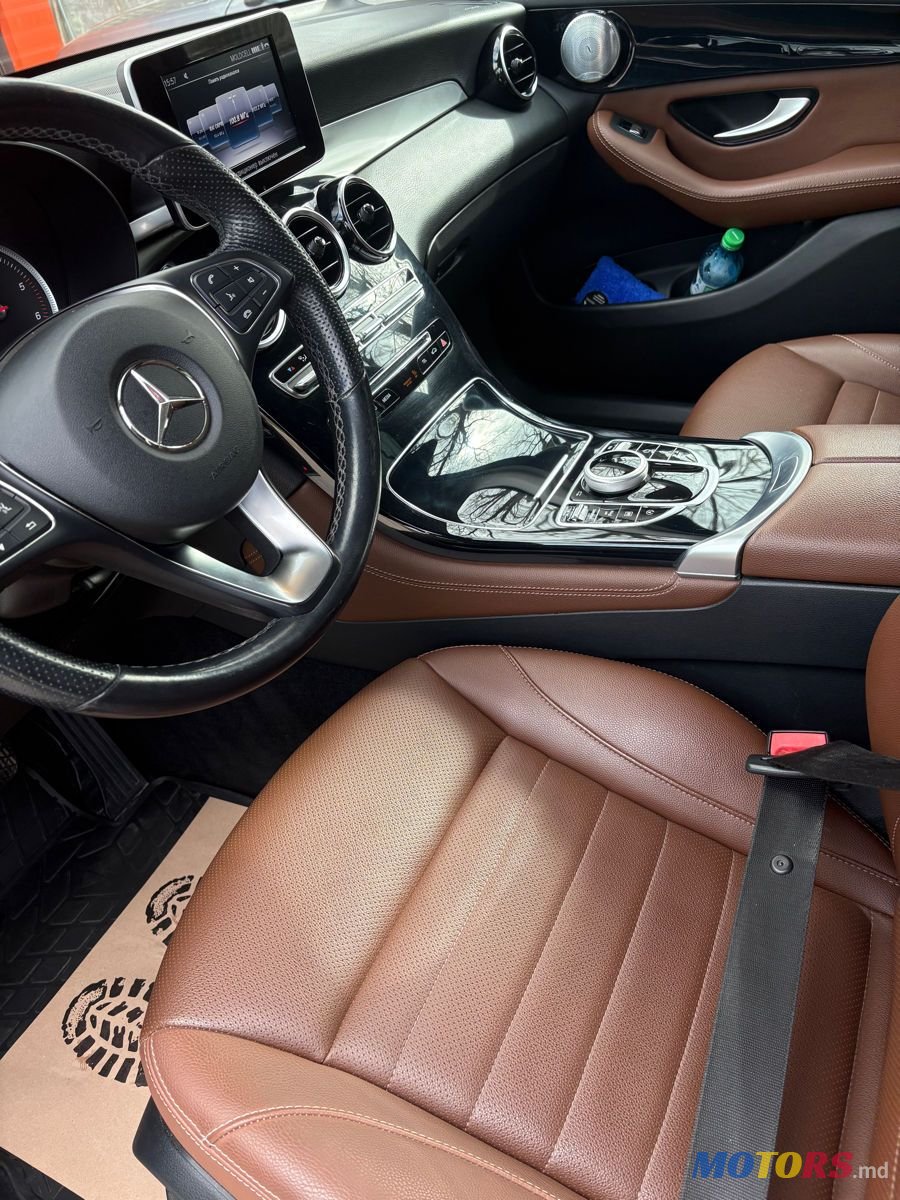 2018' Mercedes-Benz GLC photo #5