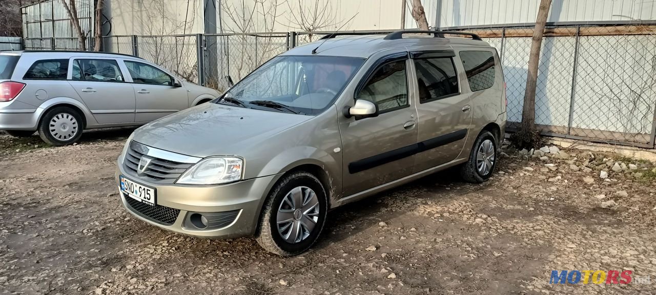 2009' Dacia Logan Mcv photo #2