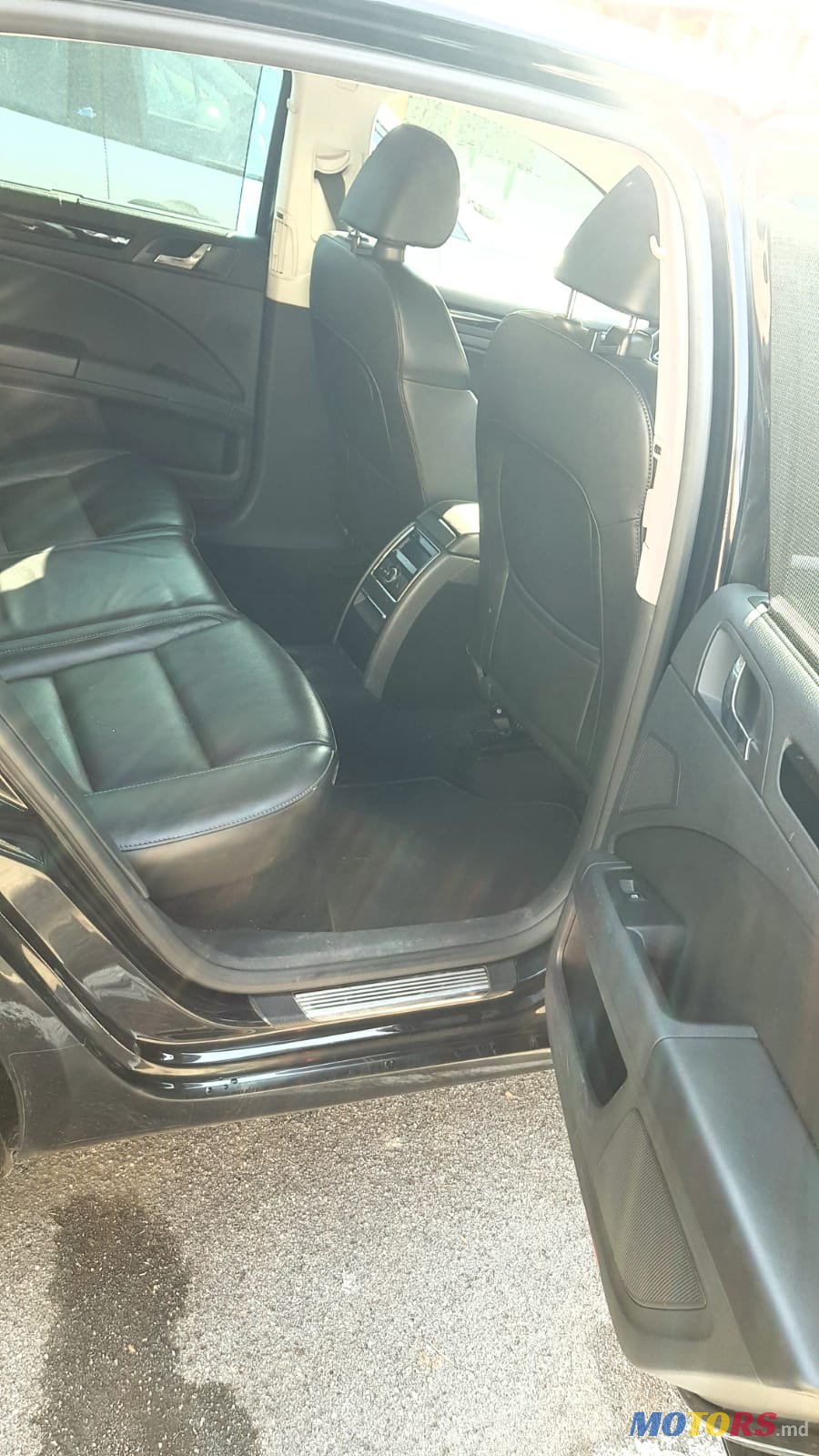 2013' Skoda Superb photo #3