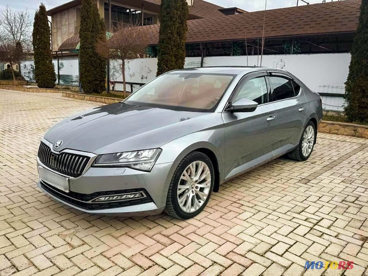 2020' Skoda Superb photo #4