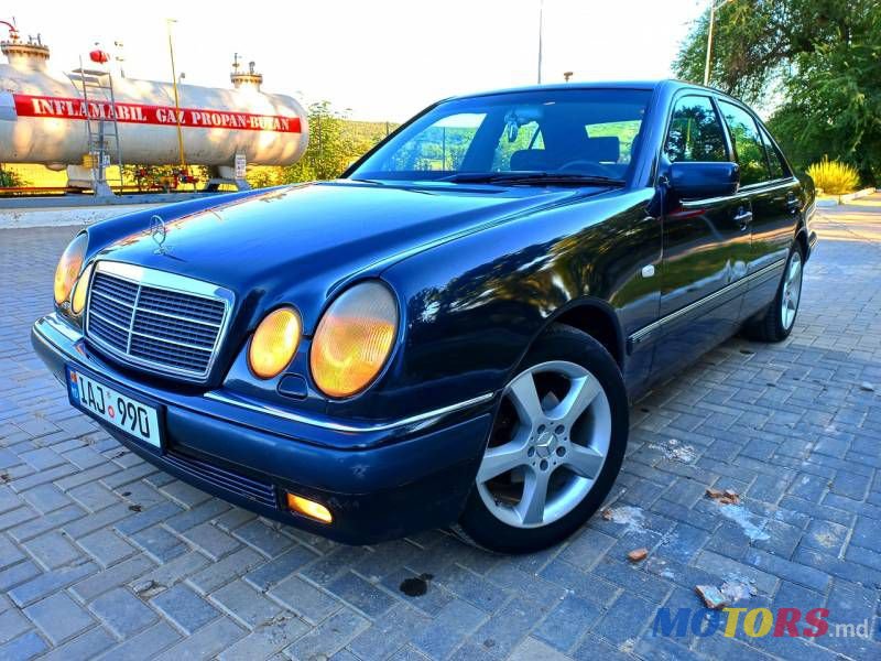 1997' Mercedes-Benz E photo #4