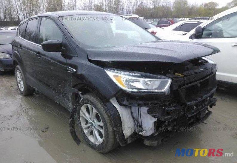 2019' Ford Escape photo #2