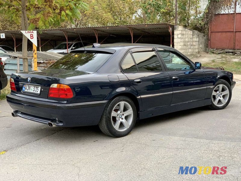 2001' BMW 7 Series photo #4