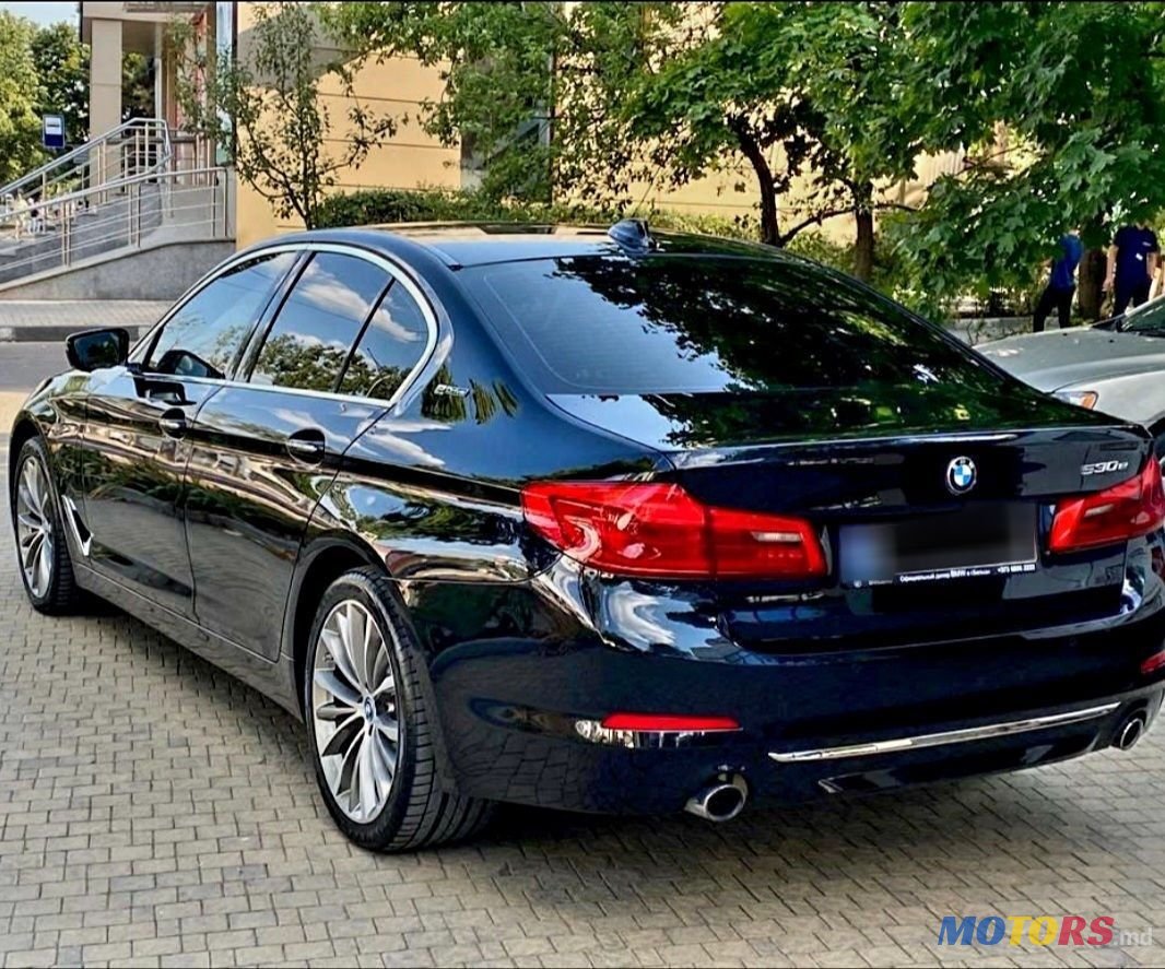 2018' BMW 5 Series photo #3