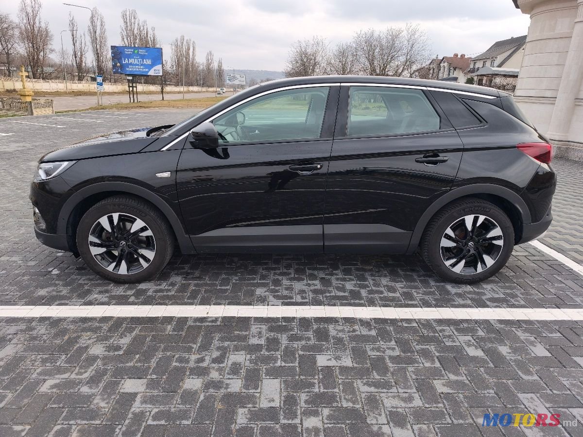 2020' Opel Grandland X photo #4