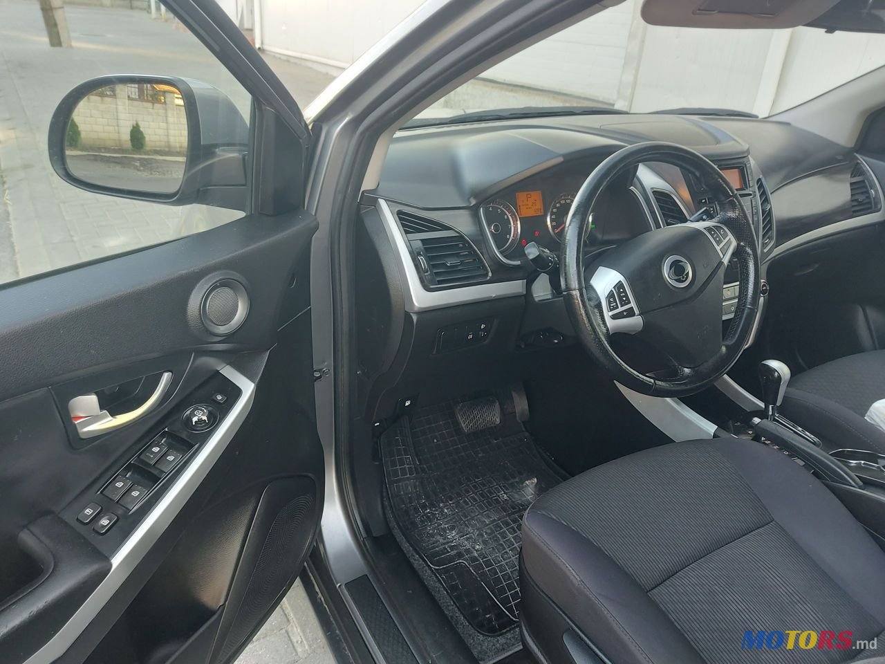 2014' SsangYong Korando photo #2