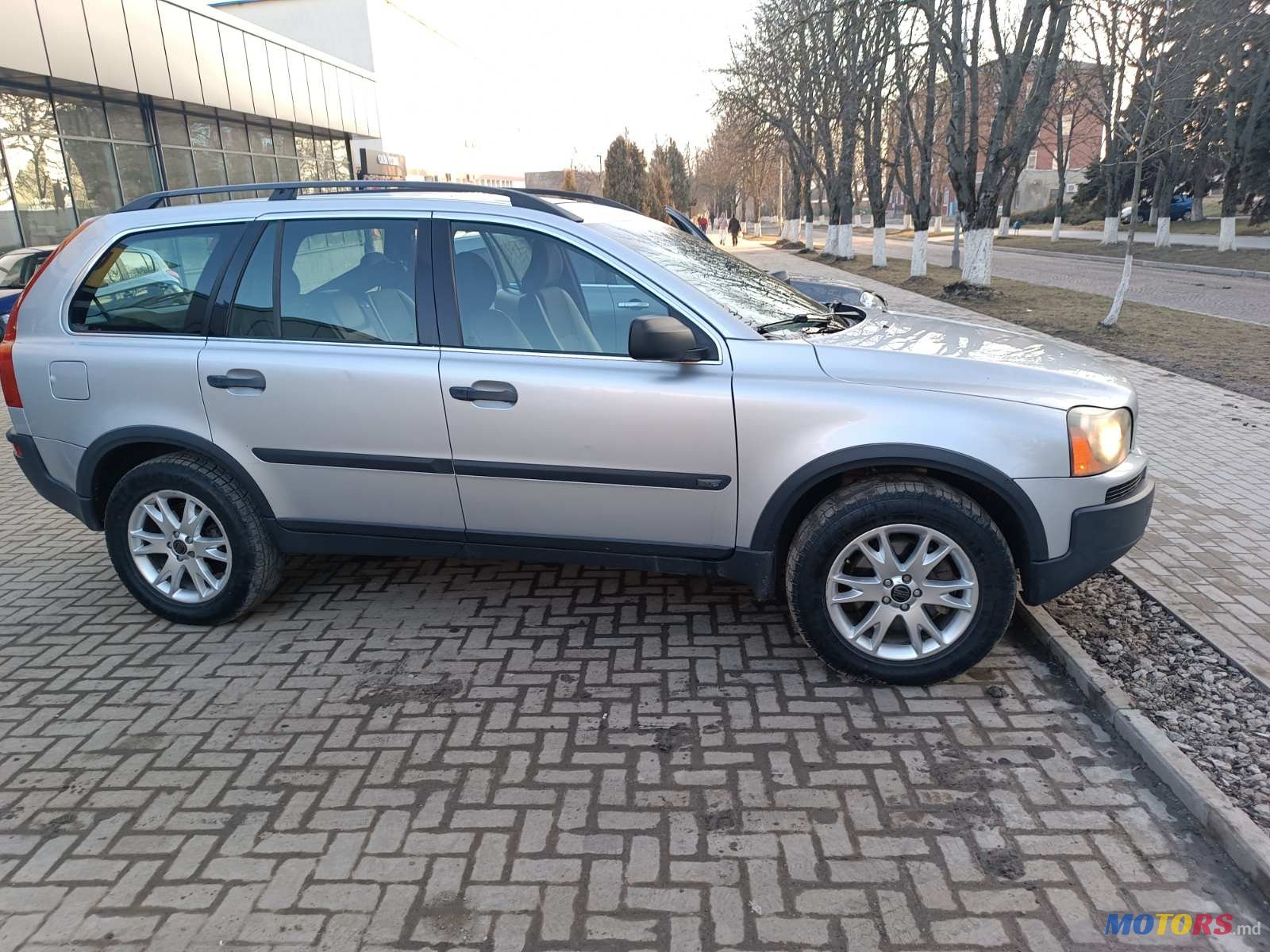 2004' Volvo XC90 photo #5