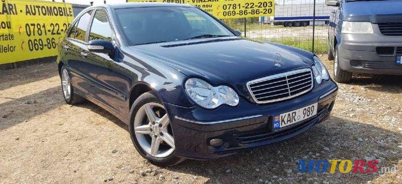 2001' Mercedes-Benz C photo #1