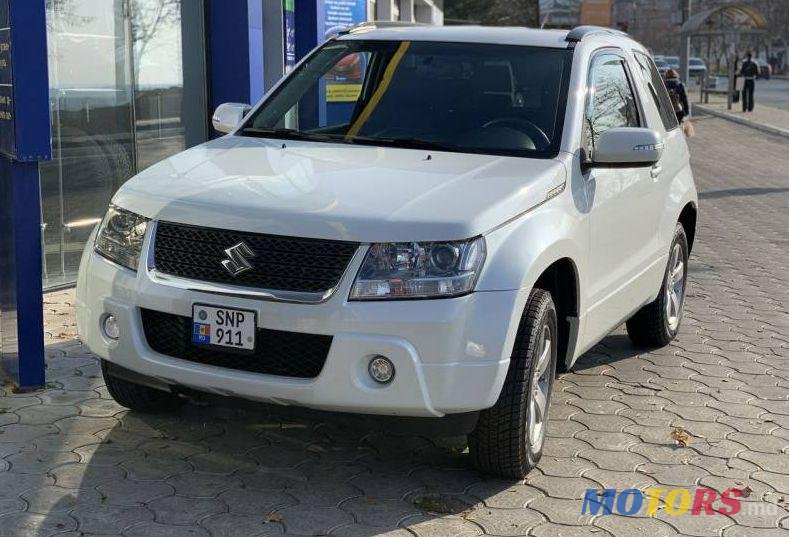 2010' Suzuki Grand Vitara photo #1