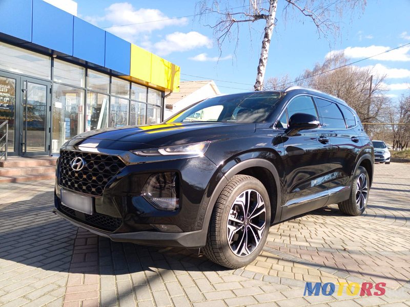 2019' Hyundai Santa Fe photo #5