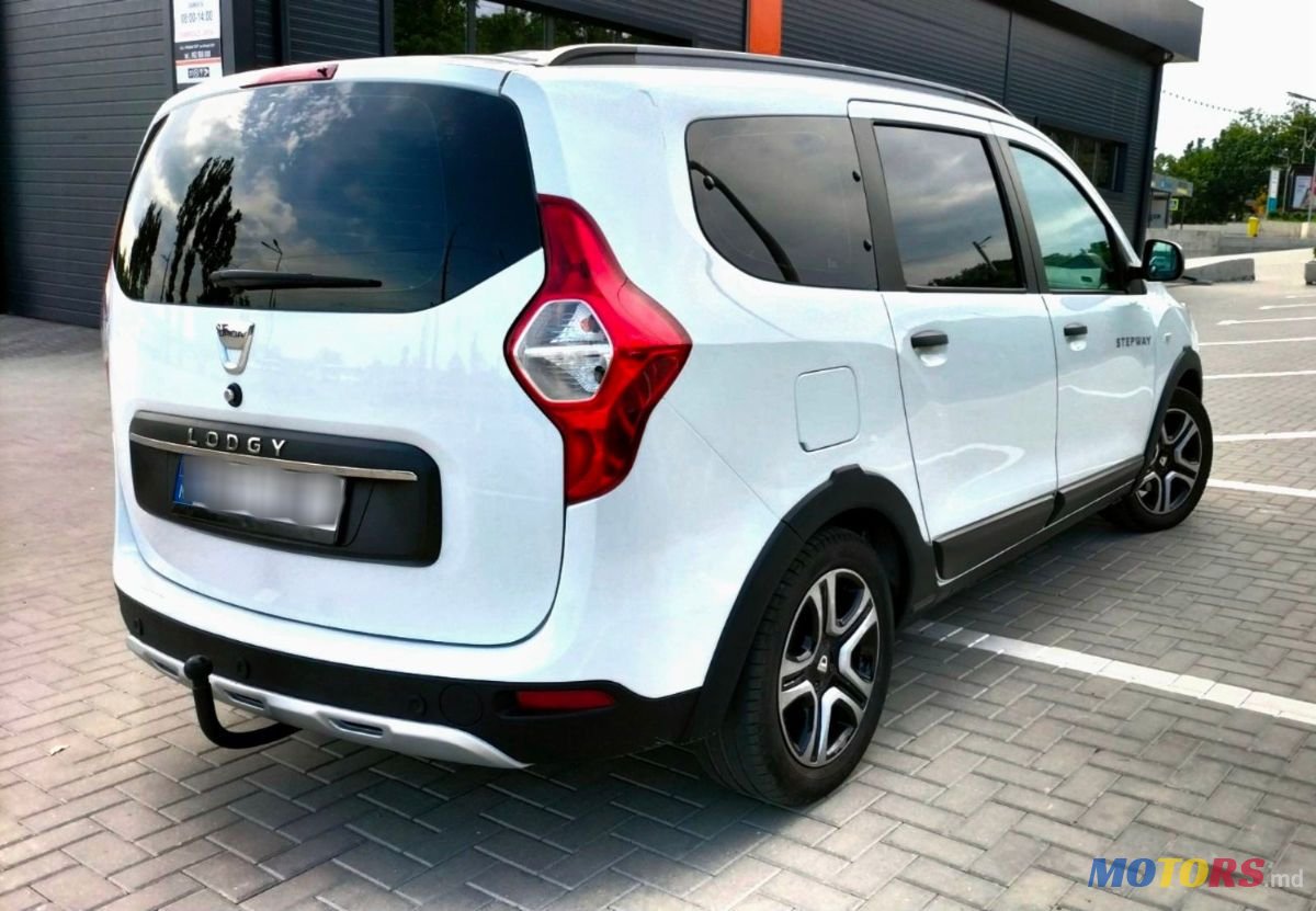 2017' Dacia Lodgy photo #3