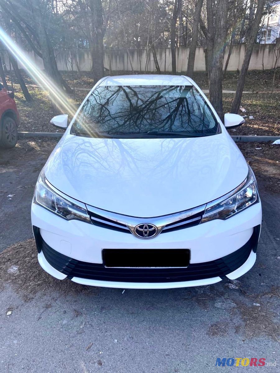 2016' Toyota Corolla photo #2