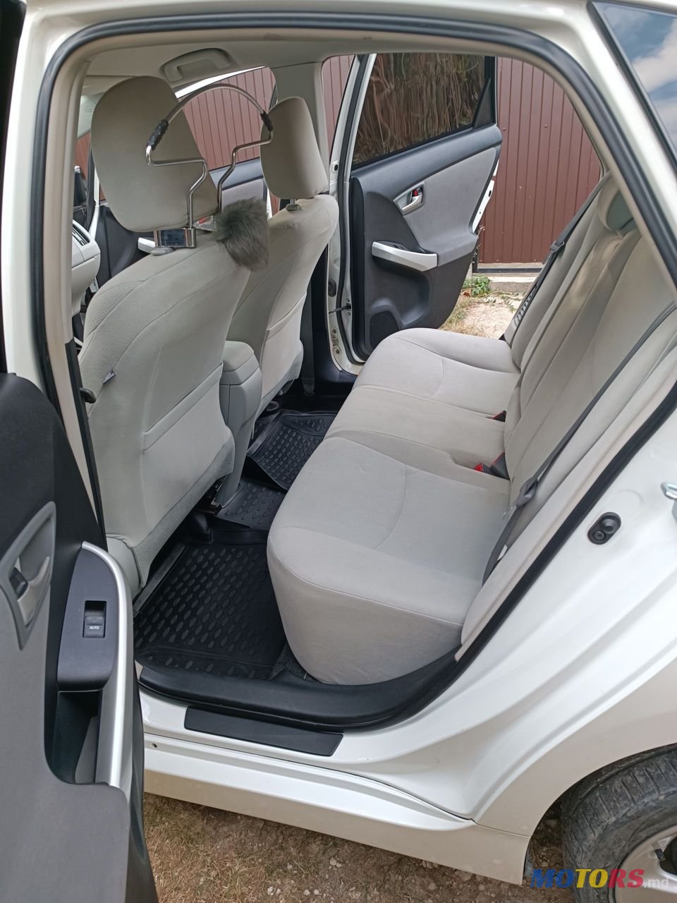 2015' Toyota Prius photo #5