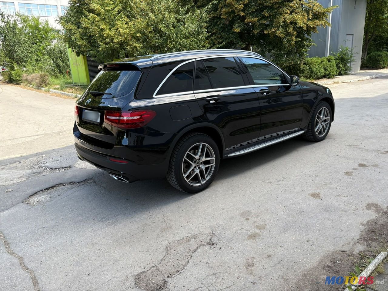 2017' Mercedes-Benz GLC photo #4