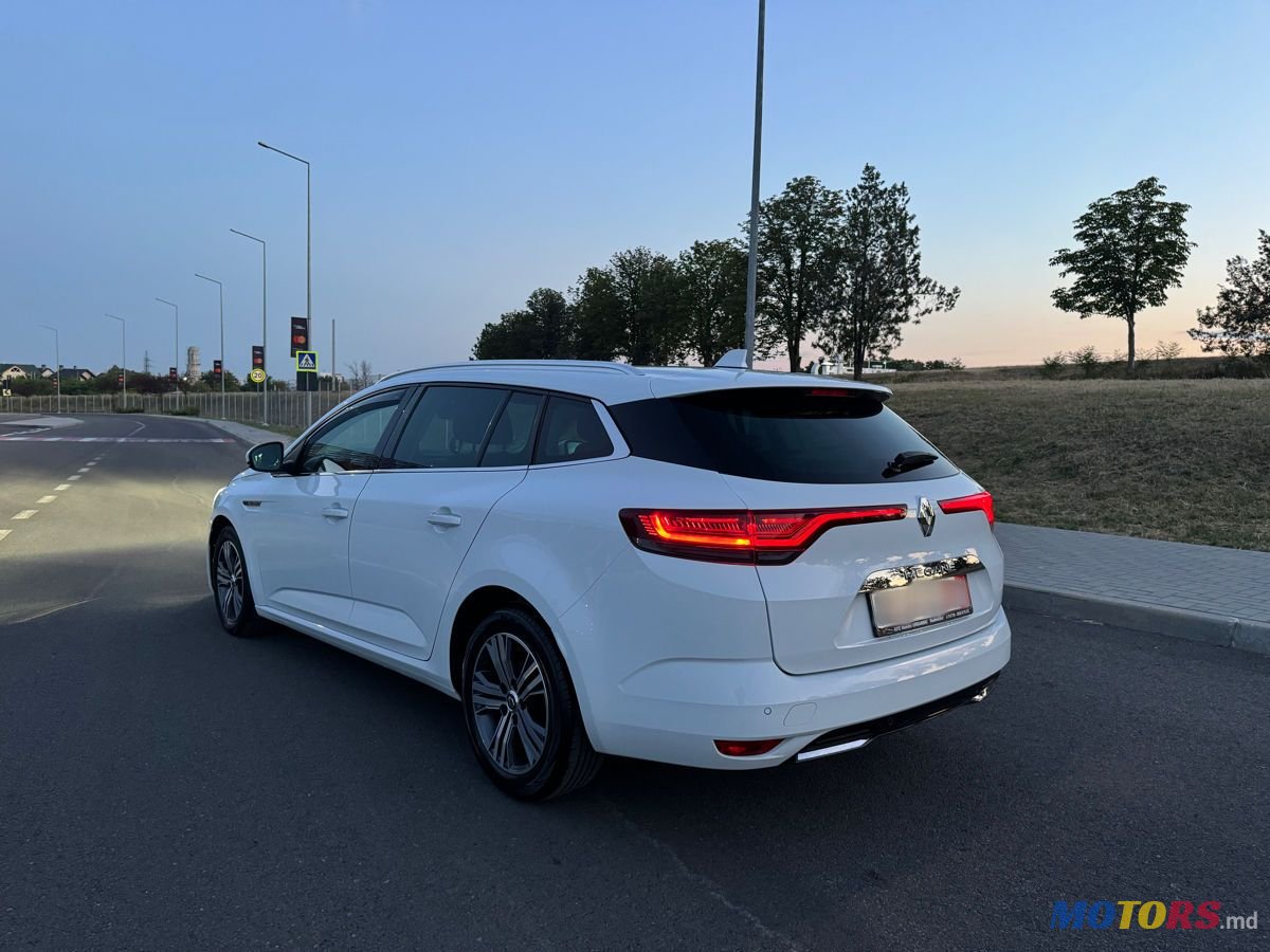 2021' Renault Megane photo #3