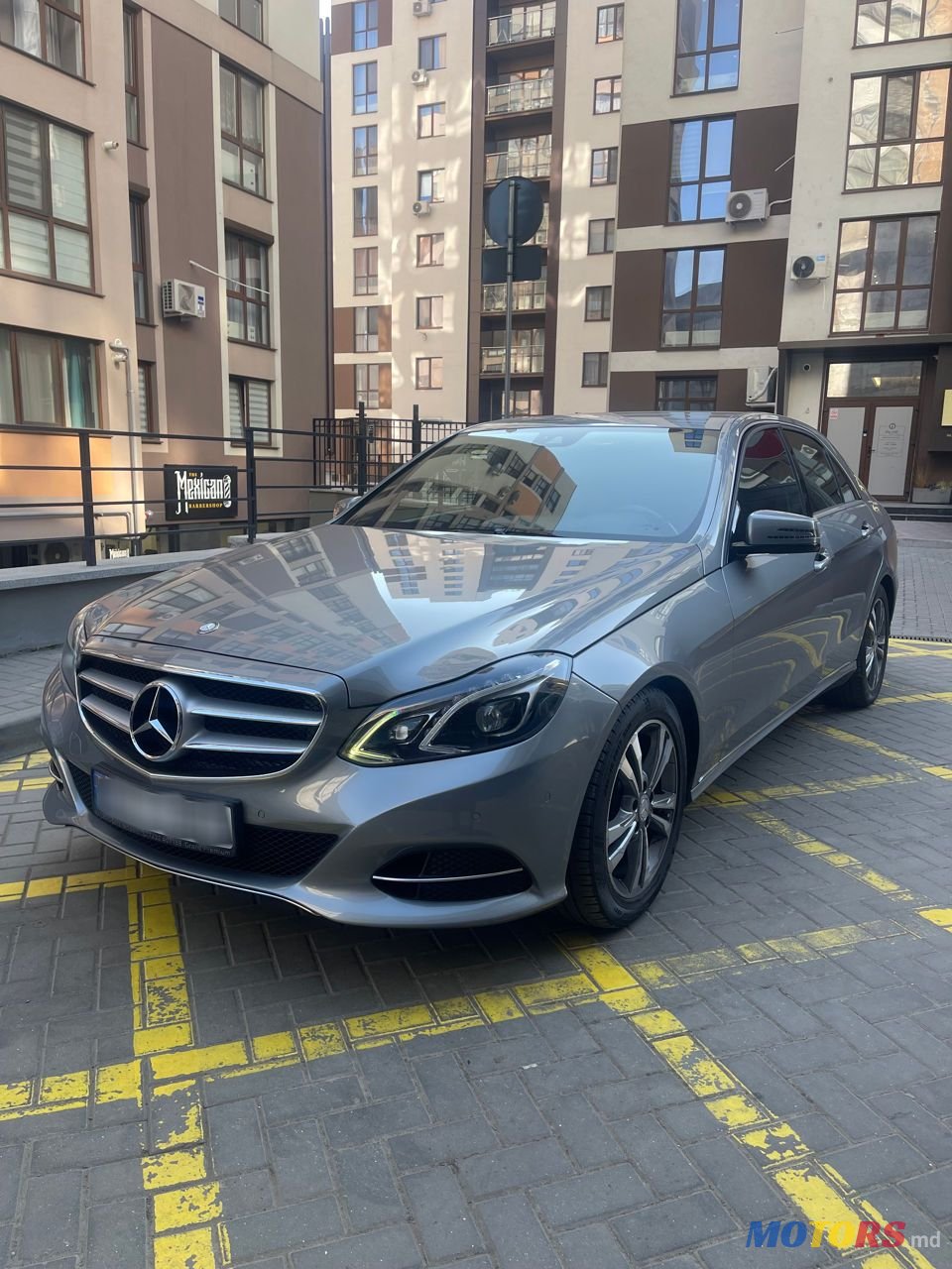 2013' Mercedes-Benz E-Class photo #1