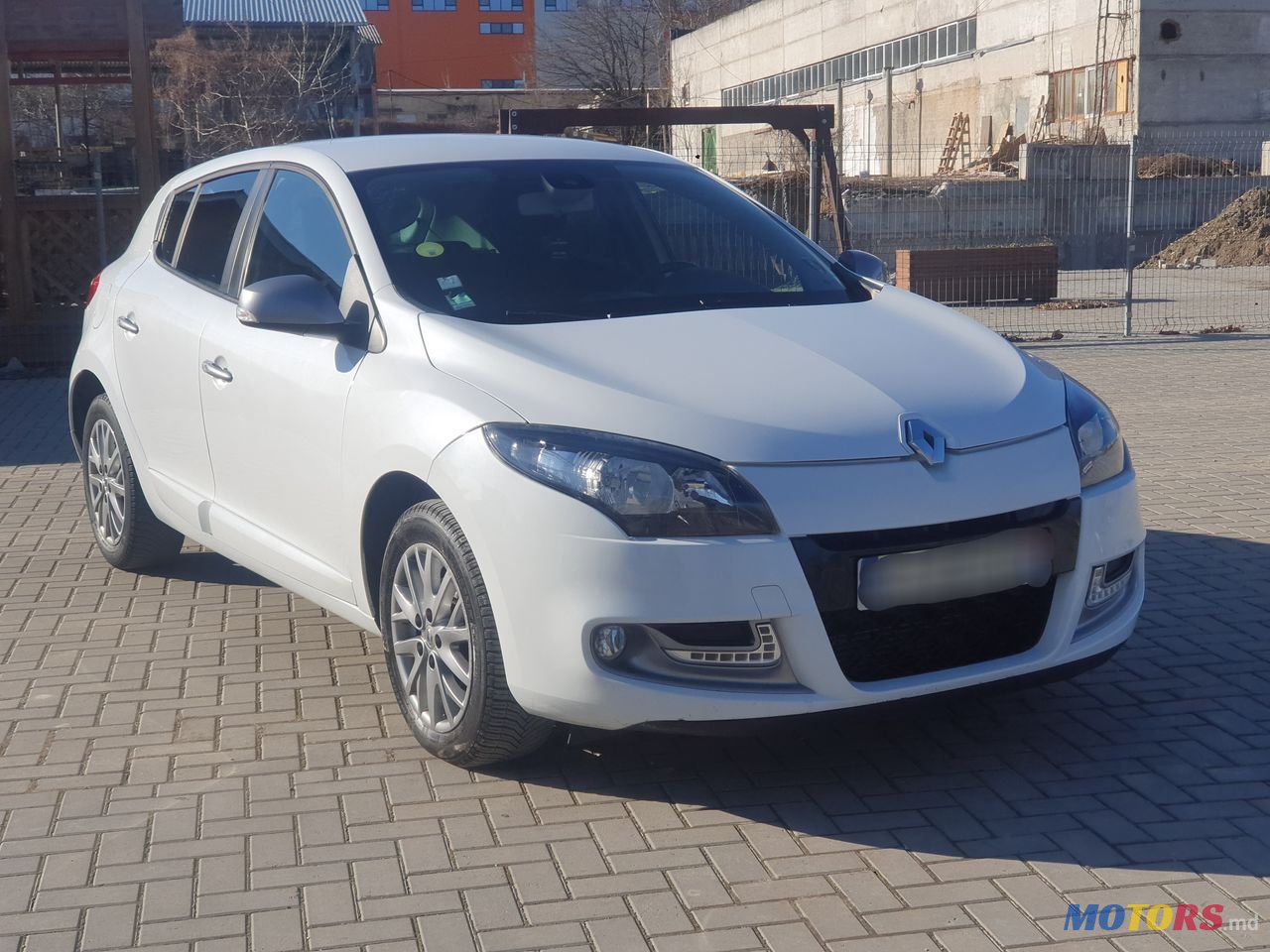 2013' Renault Megane photo #1