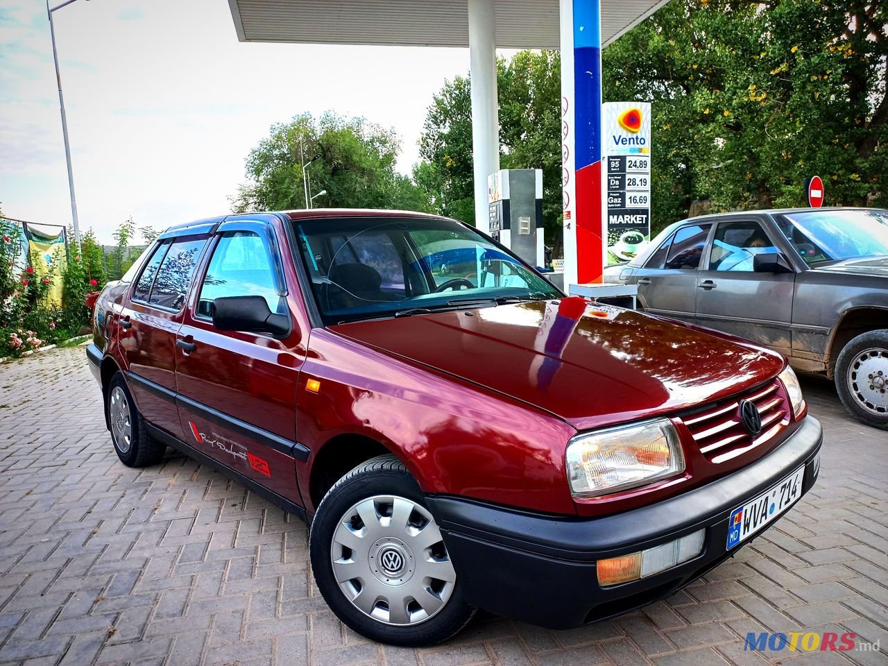 1995' Volkswagen Vento photo #1