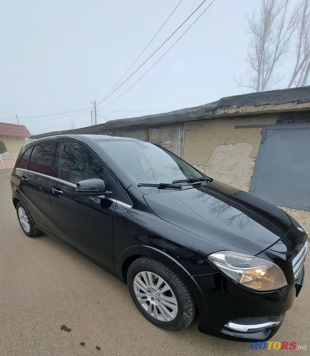 2014' Mercedes-Benz B-Class photo #2