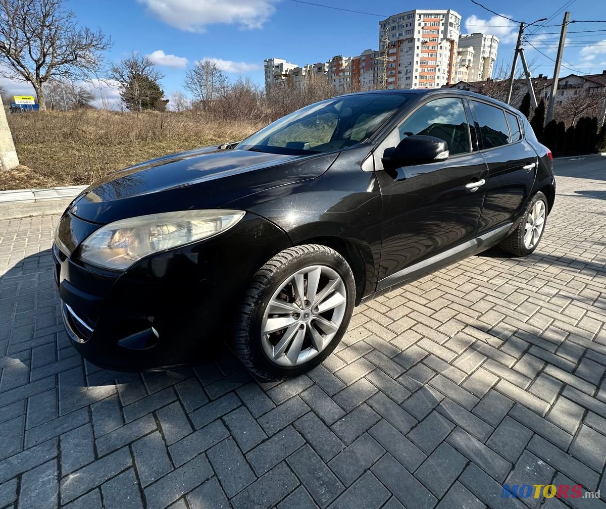 2010' Renault Megane photo #1