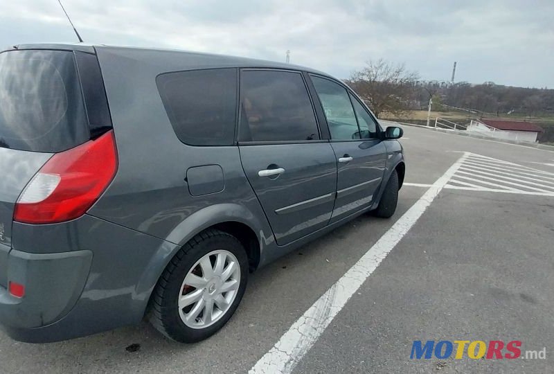 2007' Renault Grand Scenic photo #6