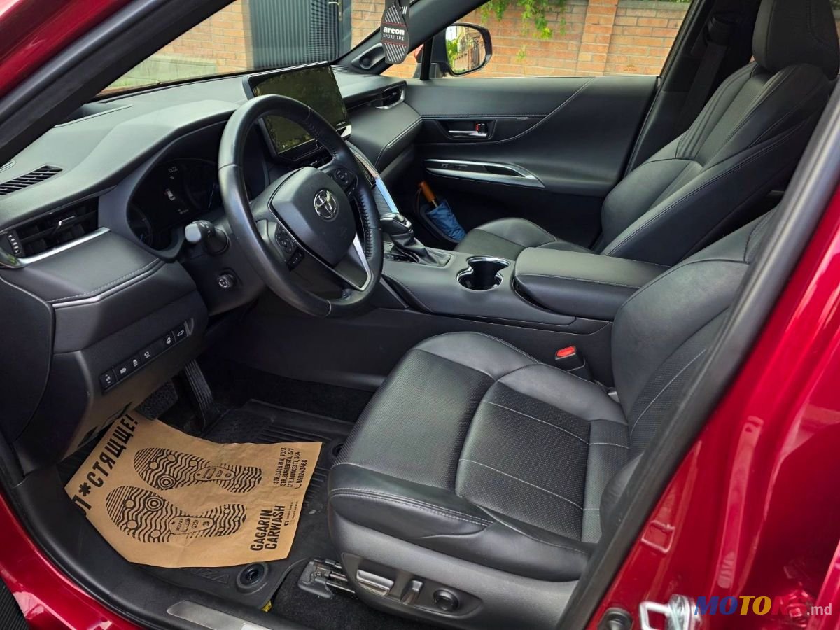 2021' Toyota Venza photo #4