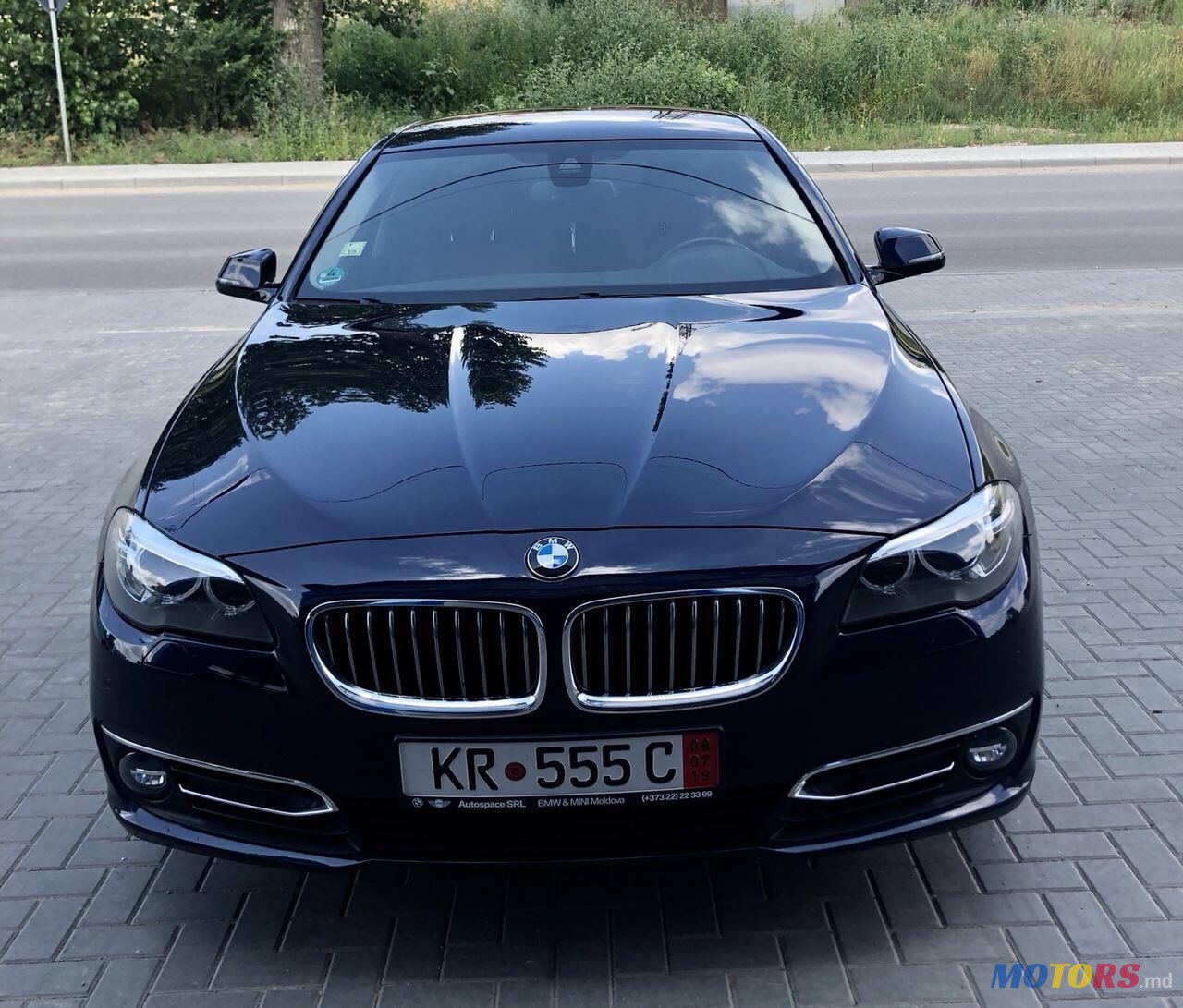 2014' BMW 5 Series photo #3