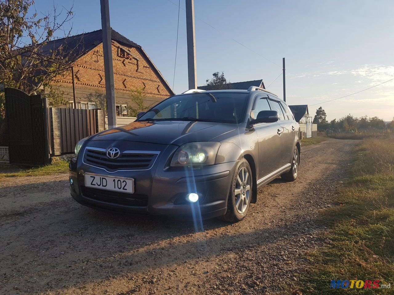 2007' Toyota Avensis photo #2