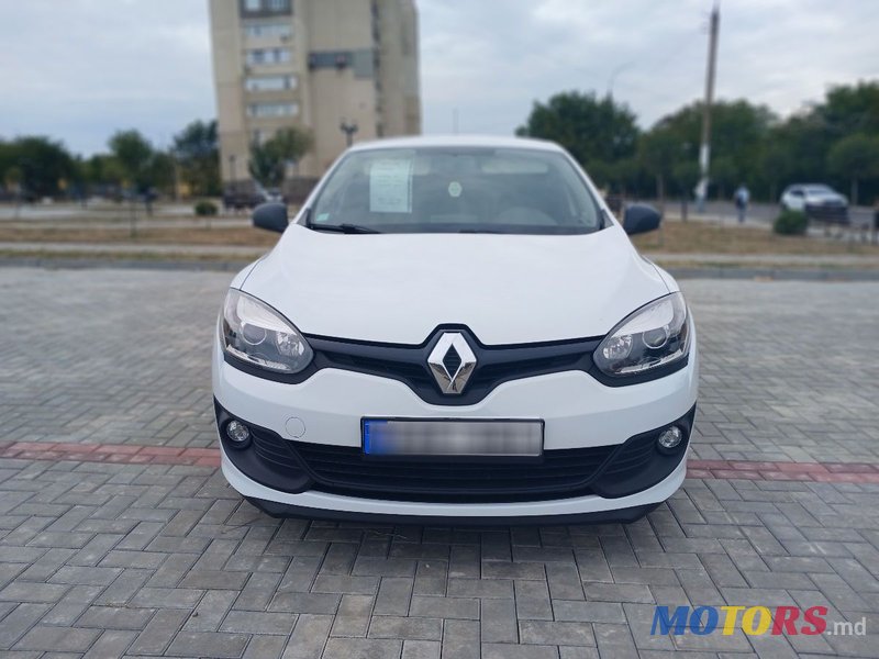 2014' Renault Megane photo #2