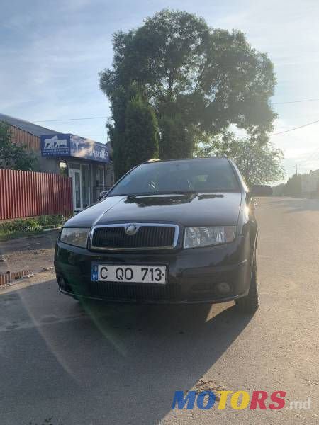 2004' Skoda Fabia photo #1