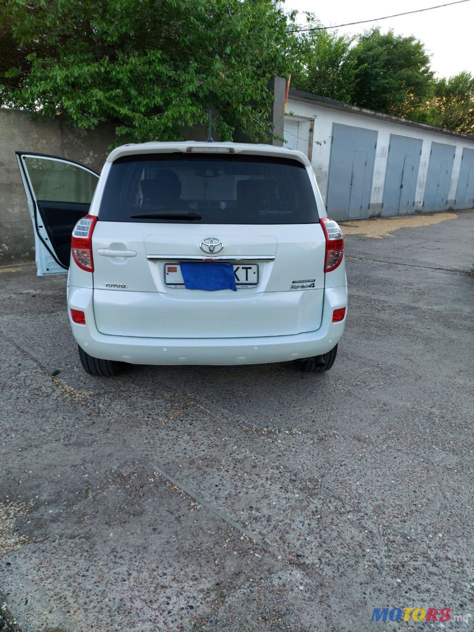 2011' Toyota RAV4 photo #6