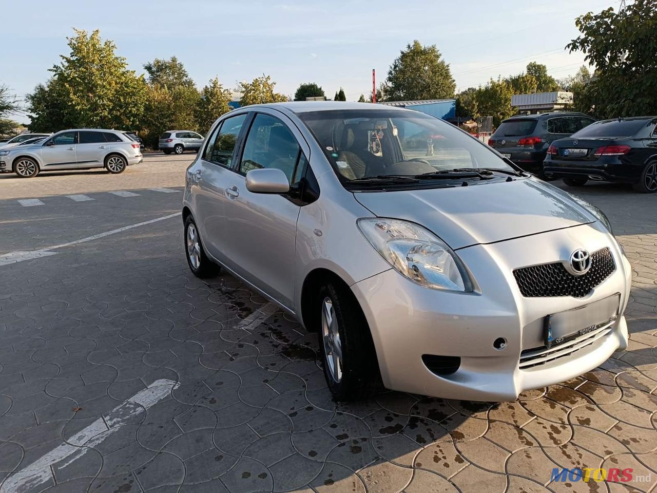 2007' Toyota Yaris photo #1