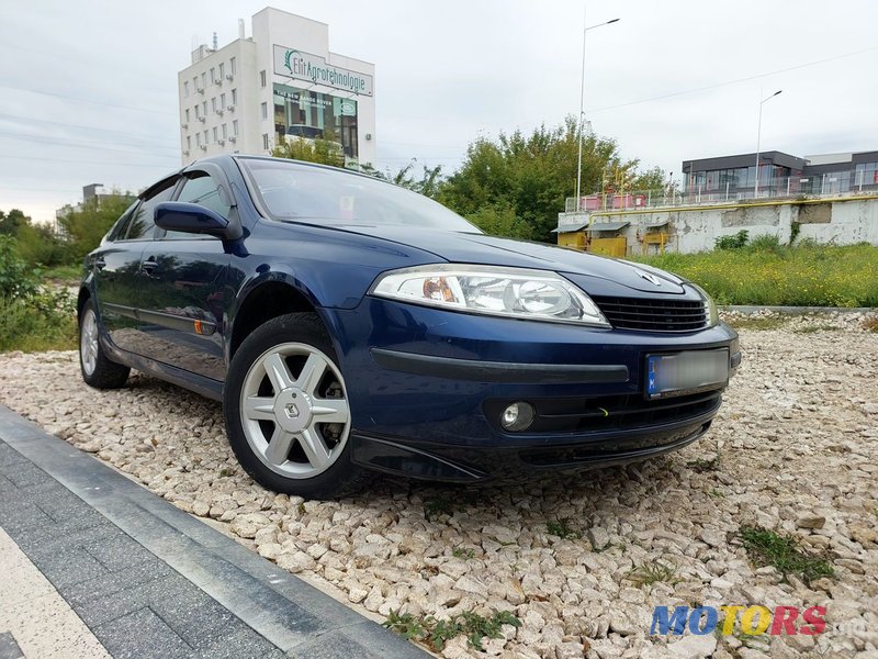 2004' Renault Laguna photo #1