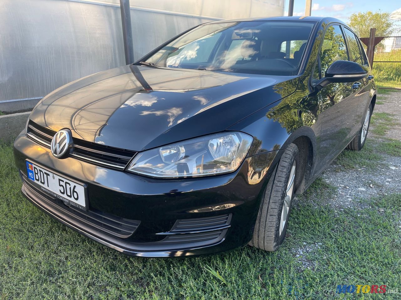 2013' Volkswagen Golf photo #1