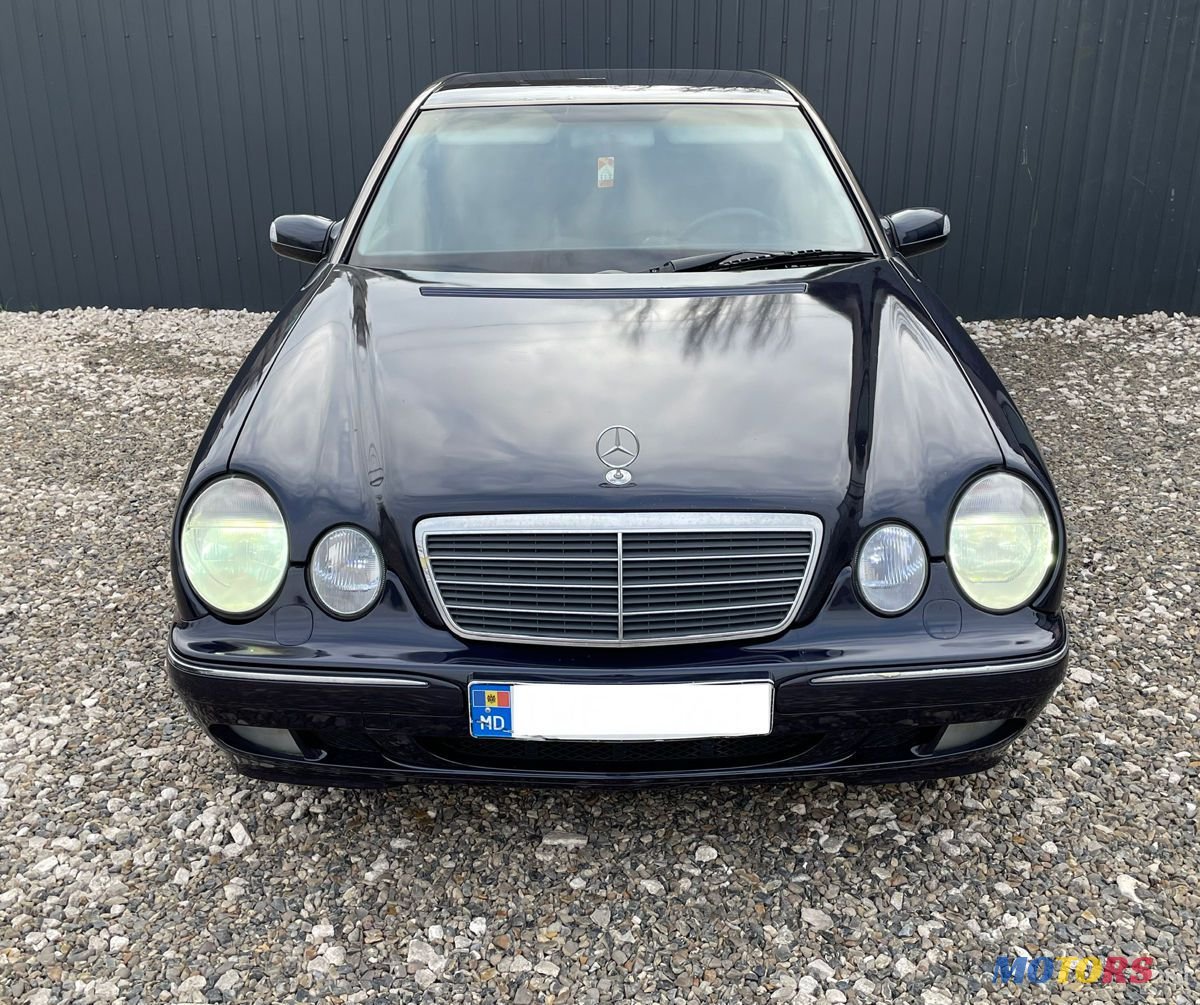 2002' Mercedes-Benz E Класс photo #5