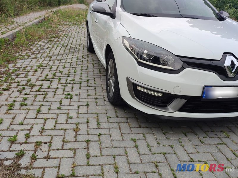 2014' Renault Megane photo #2