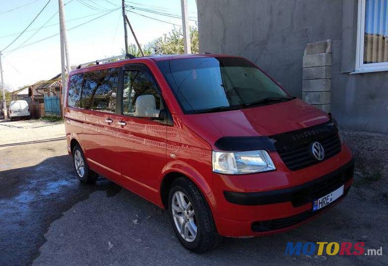 2005' Volkswagen Transporter photo #2