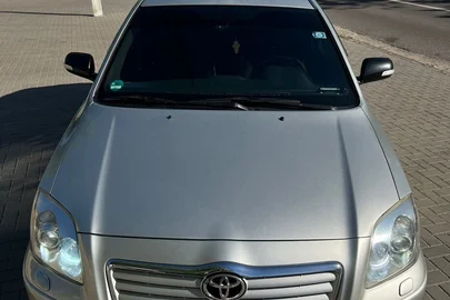 2005' Toyota Avensis