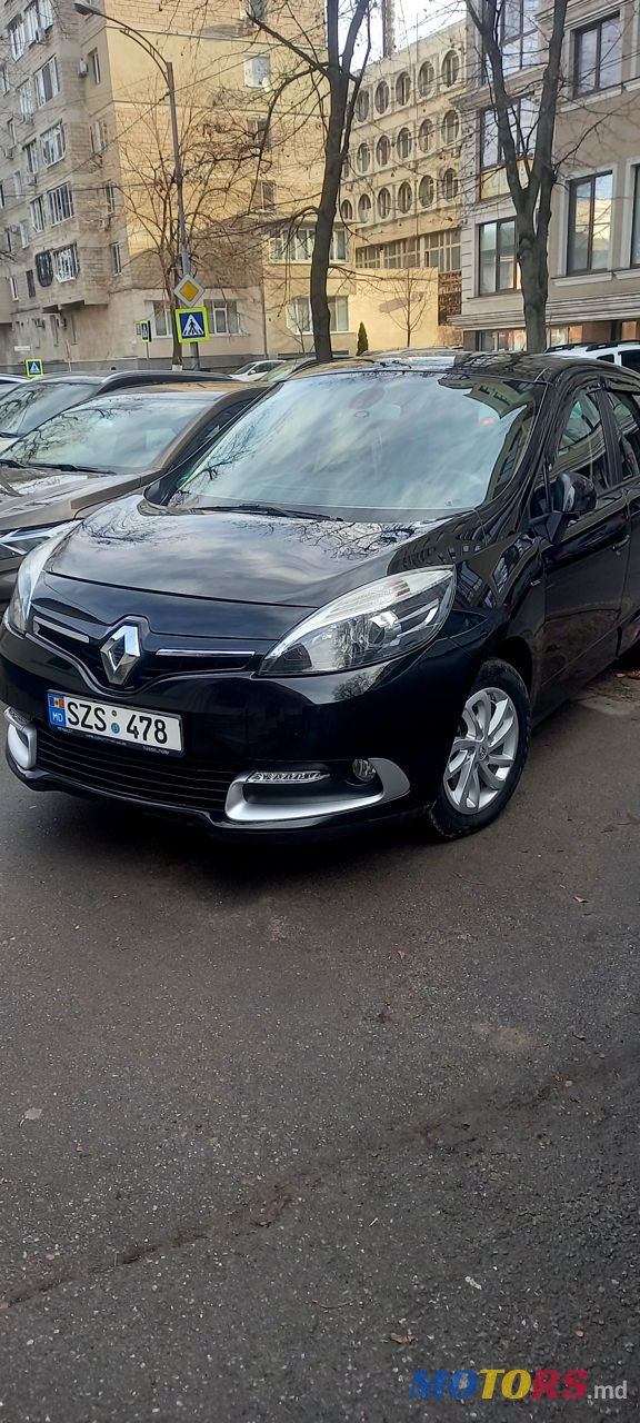 2014' Renault Grand Scenic photo #1