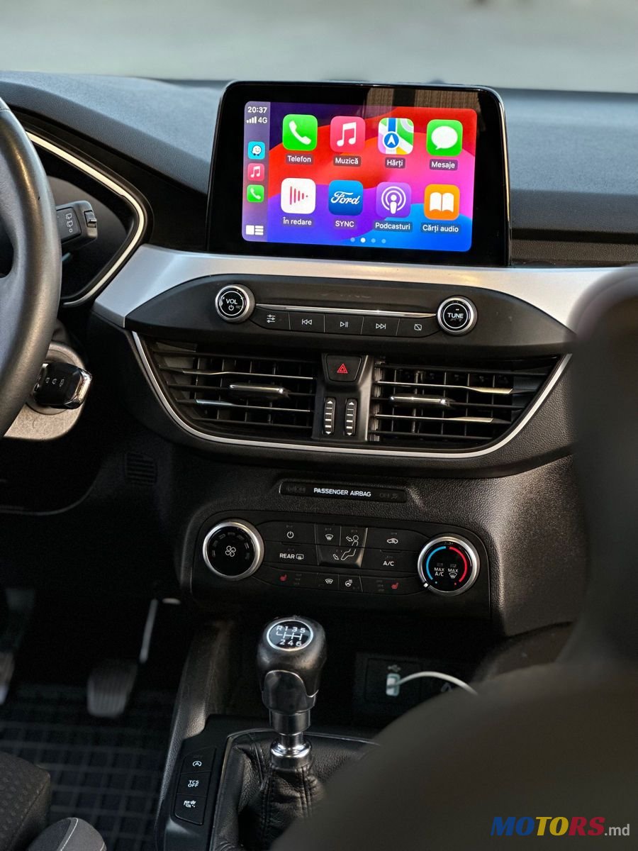 2019' Ford Focus photo #5